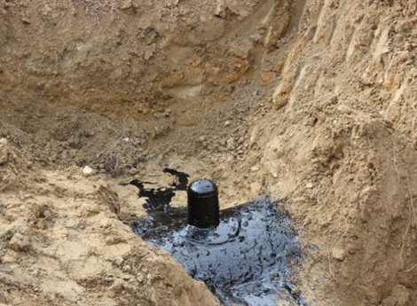 На территории украинской воинской части нашли врезку в нефтепровод Дружба На территории украинской воинской части нашли врезку в нефтепровод Дружба