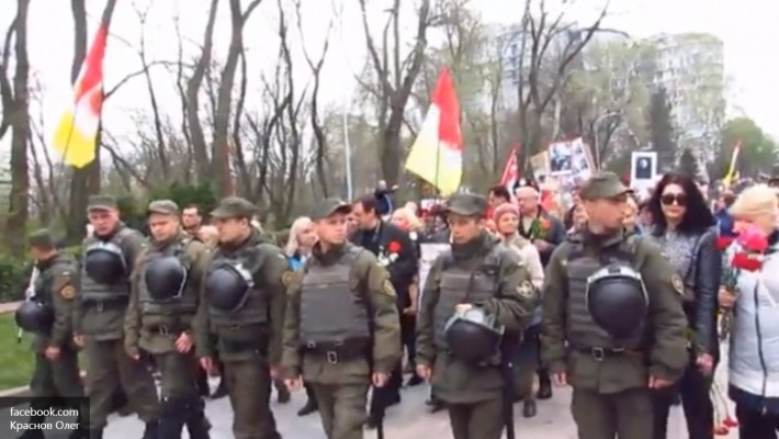 Одесситы потребовали изгнать из города «бандеровских бесов» Одесситы потребовали изгнать из города «бандеровских бесов»