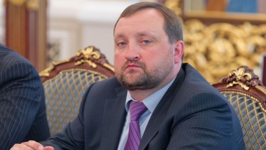 Экс-премьер Украины готов заменить Яценюка Экс-премьер Украины готов заменить Яценюка