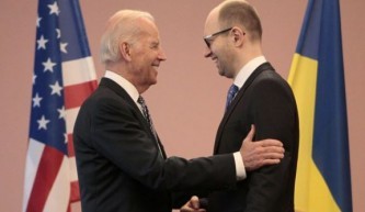 Белый дом поблагодарил Яценюка за развал Украины