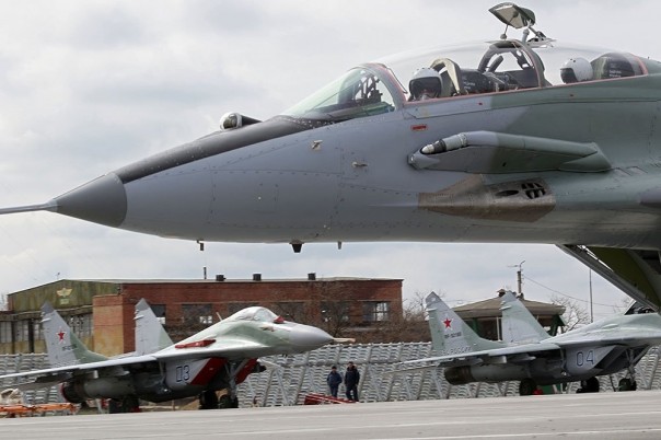 Над Астраханью в воздушном бою сошлись МиГ-31 и МиГ-29 Над Астраханью в воздушном бою сошлись МиГ-31 и МиГ-29