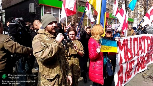 Белорусские националисты из зоны АТО угрожают Лукашенко майданом Белорусские националисты из зоны АТО угрожают Лукашенко майданом