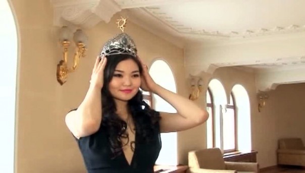 Девушка из Бурятии завоевала титул "Мисс монгольских наций"