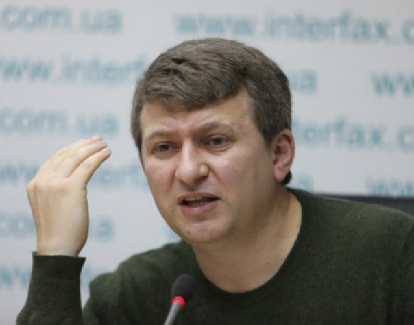 Политолог Порошенко требует не раскачивать лодку и пугает кровью на улицах в случае падения режима Политолог Порошенко требует не раскачивать лодку и пугает кровью на улицах в случае падения режима