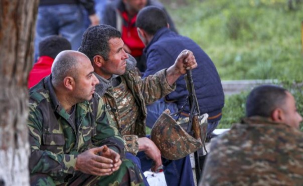Алло! На проводе — Степанакерт, Ереван, Баку Алло! На проводе — Степанакерт, Ереван, Баку