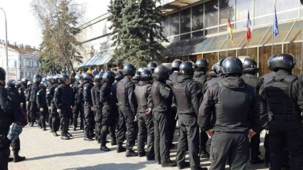 Это Европа: В центре Киева — кровавые разборки за гостиницу, есть погибший Это Европа: В центре Киева — кровавые разборки за гостиницу, есть погибший