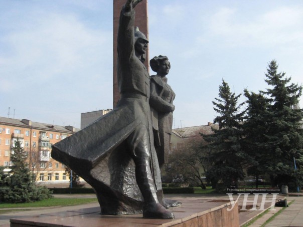 Журналисты отыскали единственный на всю Украину город с вменяемой властью — тут помнят и чтут свою историю Журналисты отыскали единственный на всю Украину город с вменяемой властью — тут помнят и чтут свою историю