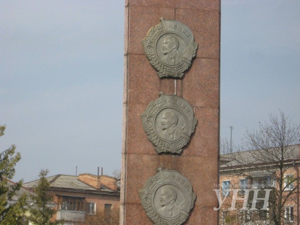 Журналисты отыскали единственный на всю Украину город с вменяемой властью — тут помнят и чтут свою историю Журналисты отыскали единственный на всю Украину город с вменяемой властью — тут помнят и чтут свою историю