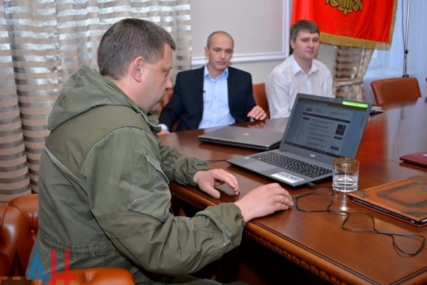 Захарченко анонсировал новые прямые линии с регионами Украины