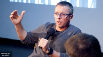 Украина перекраивает законодательство под министров-гастарбайтеров — Азаров