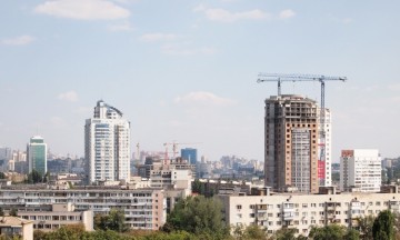 Хроники дрейфующего рынка: как изменились цены на недвижимость Украины