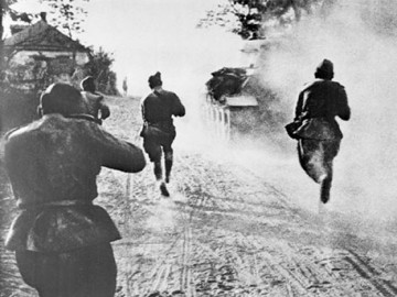 Подлый план Запада: как Лондон устроил кровавую мясорубку в Варшаве осенью 44-го