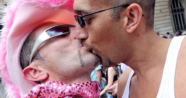 Не окунайтесь в дерьмо - потом не отмоетесь! (+18) Не окунайтесь в дерьмо - потом не отмоетесь! (+18)