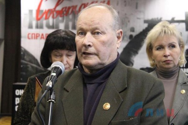 Сводка от НМ ЛНР 7 декабря 2016 года. Генпрокуратура и МВД ЛНР поймали на взятке сотрудника миграционной службы Красного Луча Сводка от НМ ЛНР 7 декабря 2016 года. Генпрокуратура и МВД ЛНР поймали на взятке сотрудника миграционной службы Красного Луча