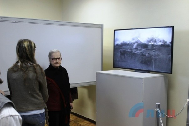 Сводка от НМ ЛНР 7 декабря 2016 года. Генпрокуратура и МВД ЛНР поймали на взятке сотрудника миграционной службы Красного Луча Сводка от НМ ЛНР 7 декабря 2016 года. Генпрокуратура и МВД ЛНР поймали на взятке сотрудника миграционной службы Красного Луча