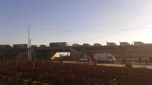 Жители Алеппо кричат боевикам: «Скатертью дорога! Убирайтесь, убийцы!»