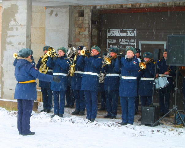 Ивангород поет в День защитника Отечества / Ивангород: спорт — это жизнь Ивангород поет в День защитника Отечества / Ивангород: спорт — это жизнь