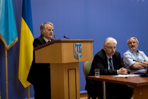 Съезд пораженцев: В Киеве прошел форум «по деоккупации Крыма» Съезд пораженцев: В Киеве прошел форум «по деоккупации Крыма»