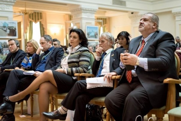 Съезд пораженцев: В Киеве прошел форум «по деоккупации Крыма» Съезд пораженцев: В Киеве прошел форум «по деоккупации Крыма»