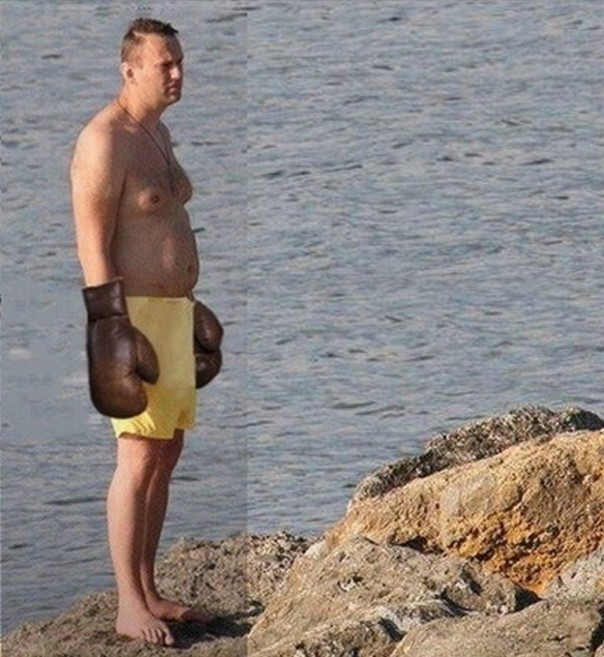 Навального освободили и снова задержали