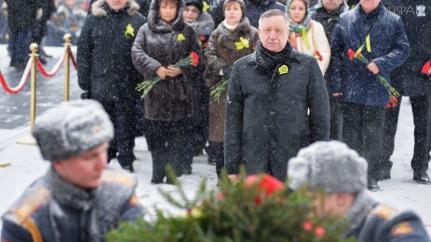 Александр Беглов и Валентина Матвиенко почтили память жертв блокады Ленинграда