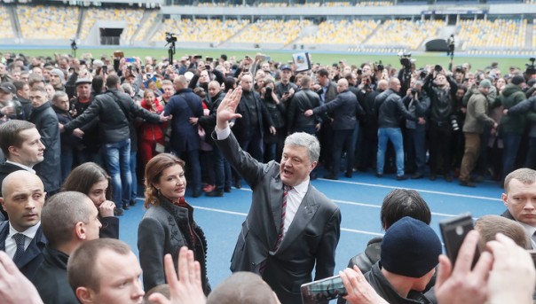 В штабе Зеленского напомнили Порошенко о месте и времени дебатов