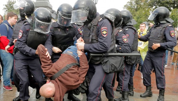 Возросло число задержанных за беспорядки в Москве